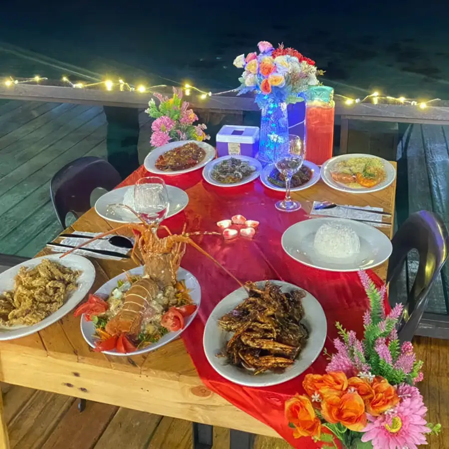 Large buffet food selection for breakfast and dinner Danglai Resort